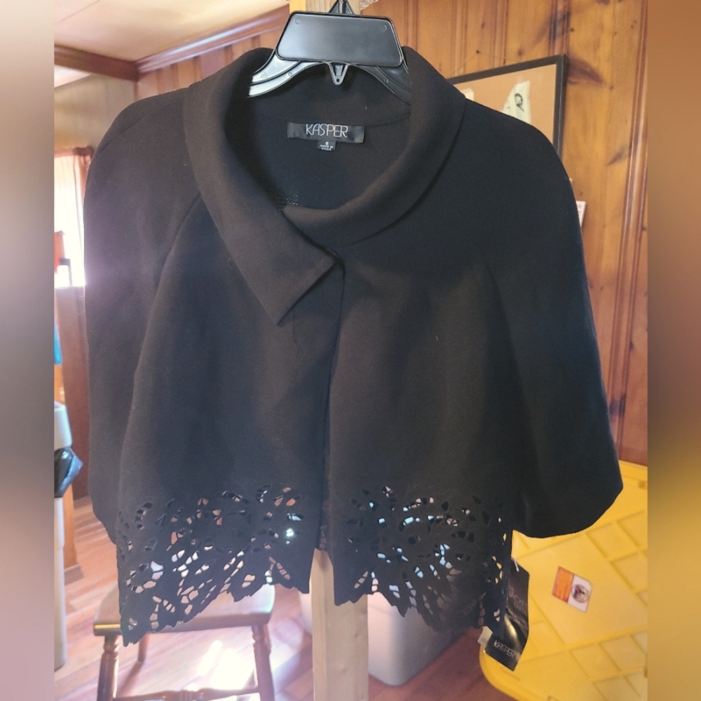 Kasper Black Women's Jacket with Lace Detail 42-26